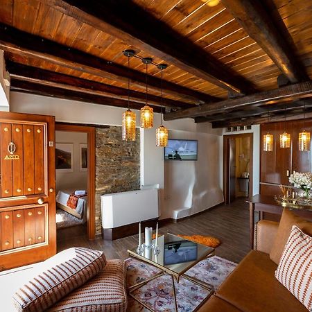 1822 Makrinitsa Suites エクステリア 写真