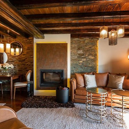 1822 Makrinitsa Suites エクステリア 写真