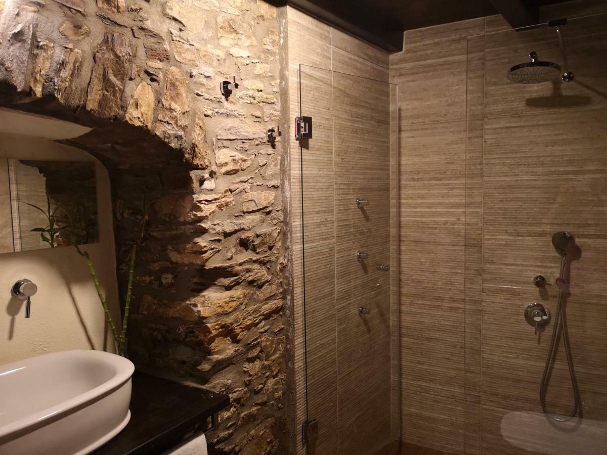 1822 Makrinitsa Suites エクステリア 写真